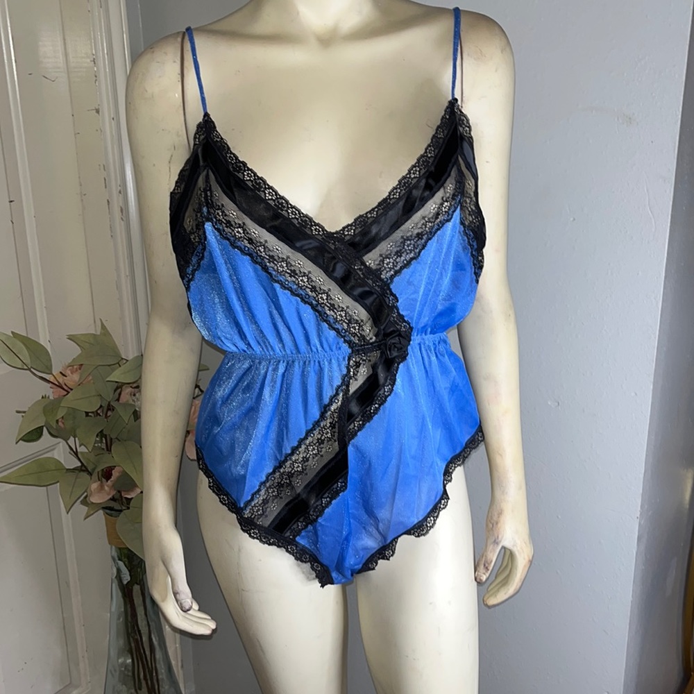 Vintage lucky cameo teddy